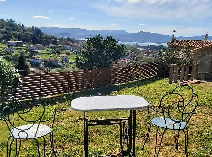 別荘 Relax En El Paraiso Con Vistas Al Mar Y A La Montana A Gorgorina カンガス・デ・モラソ